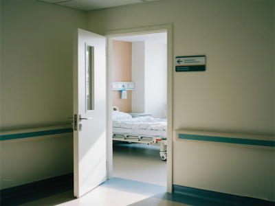 客戶選擇摩恩科醫(yī)用門的幾個理由